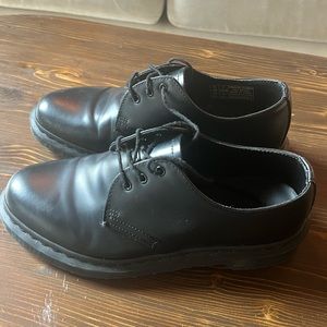 1461 MONO SMOOTH LEATHER OXFORD SHOES. Size 8 EU 39